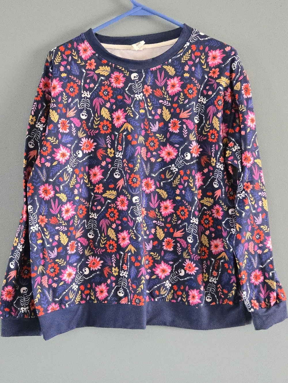 Skeleton & Floral Print Sweatshirt Large